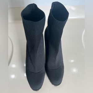 Marguerita Stretch Block Heel Bootie